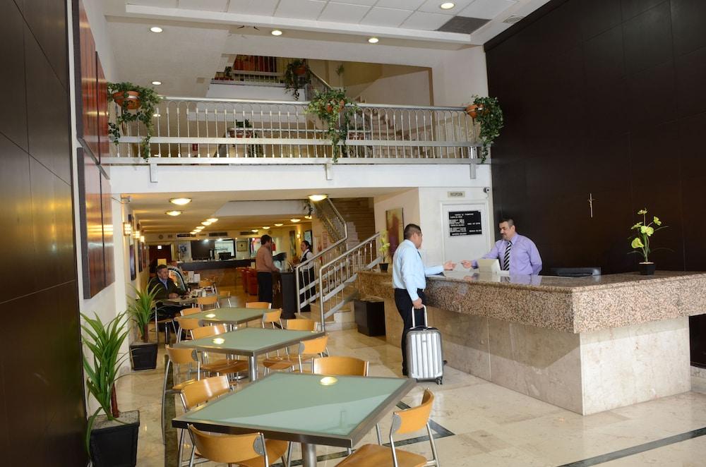 Hotel Madero Express Monterrey Exterior photo